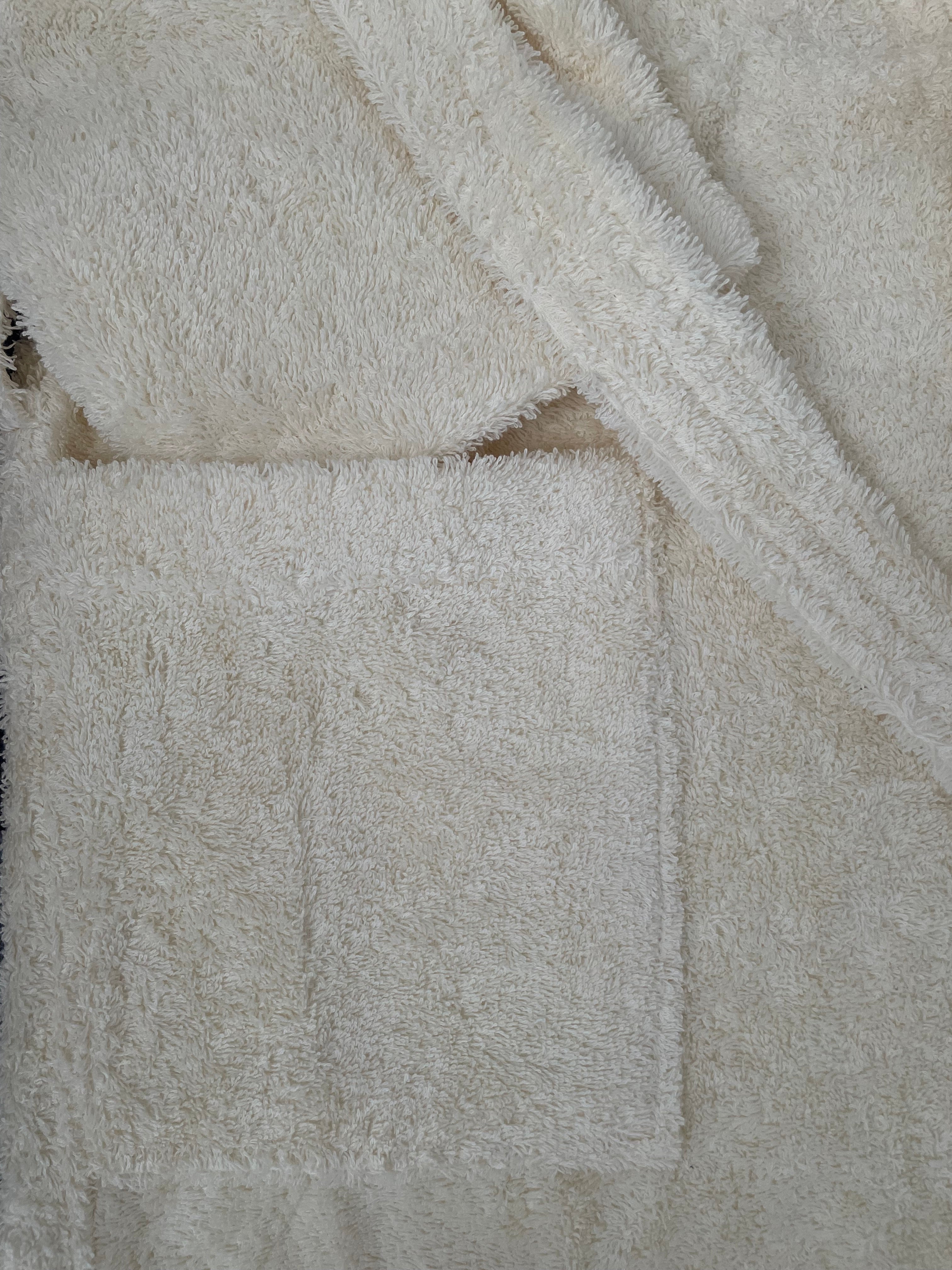 #Farbe_Ivory